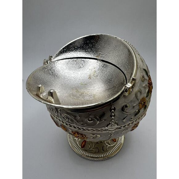 Vintage TXX Flip Up Cigar Ash Tray White/Yellow Floral Golden Ornate Design - Picture 4 of 6